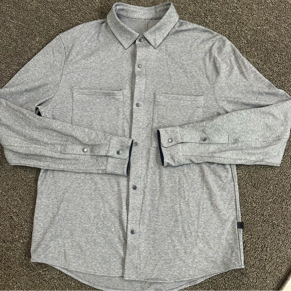 Lululemon Soft Knit Overshirt Mens M Button Up Gray Formal Preppy - Picture 1 of 8